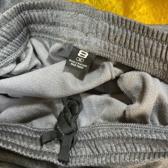 Layer Thermal 8 sweat wicking light cold weather heather grey and blk joggers - Picture 6 of 11